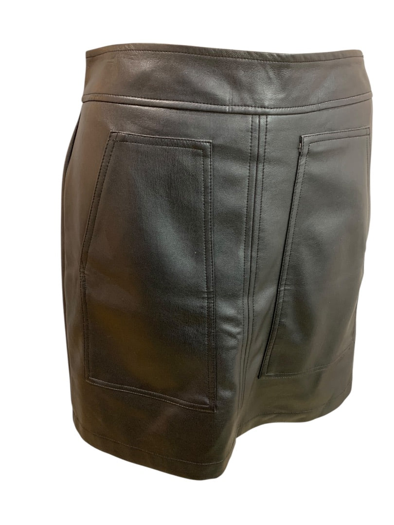 Size 4P Loft Petites Black Faux Leather Skirt Side Zip Front Pockets