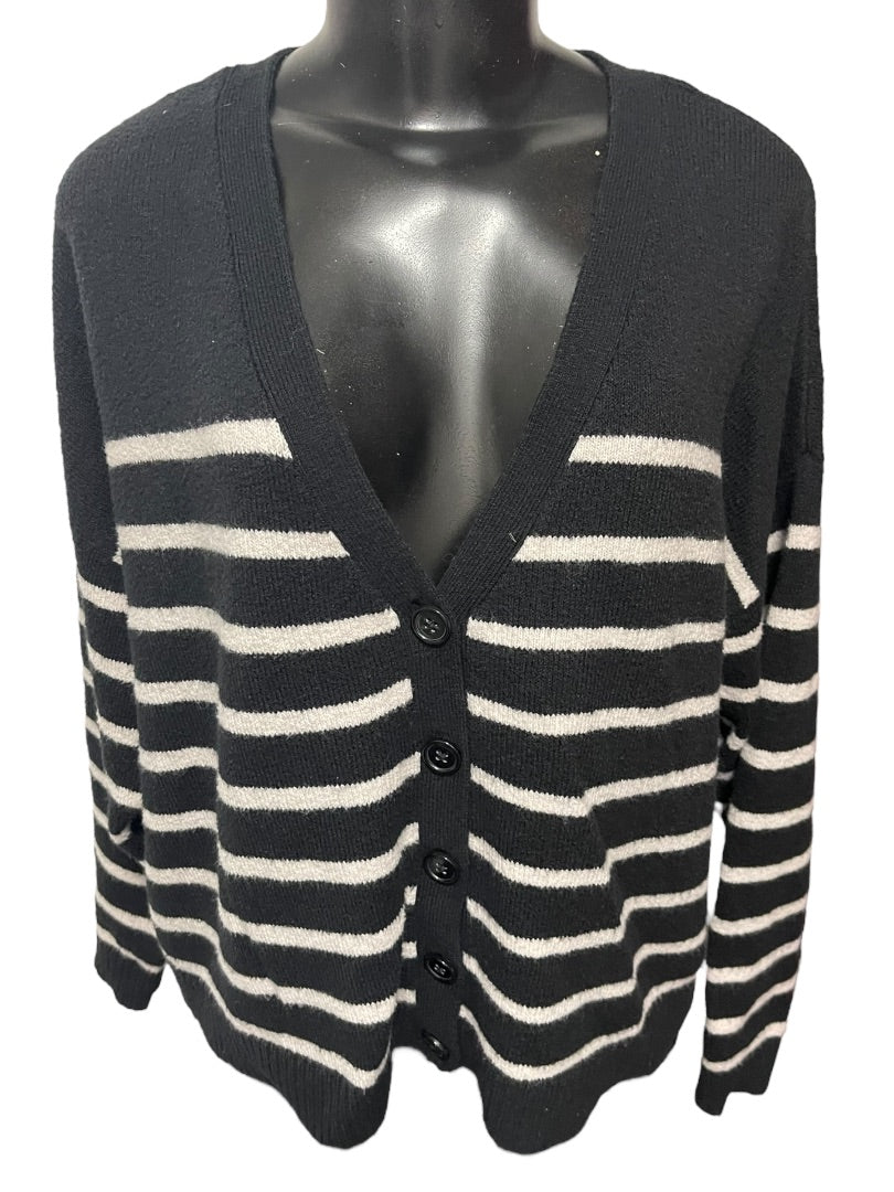 18/20 Lane Bryant Long Sleeve Button Down Striped Cardigan Black & White