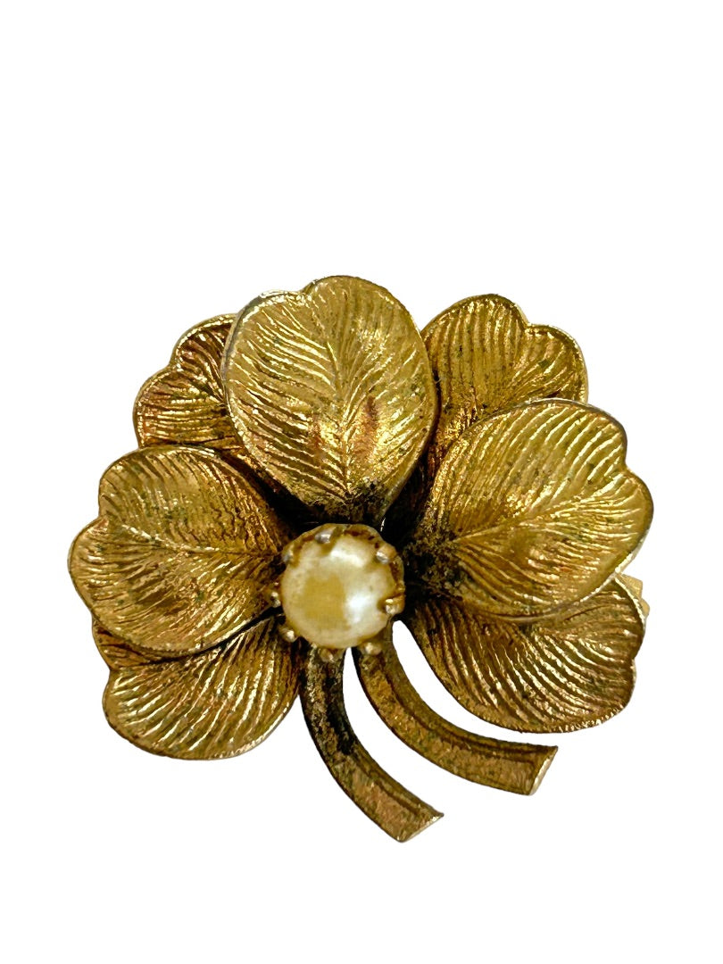 Goldtone and Pearl Brooch Pin  1" Vintage 1960s Dimensional