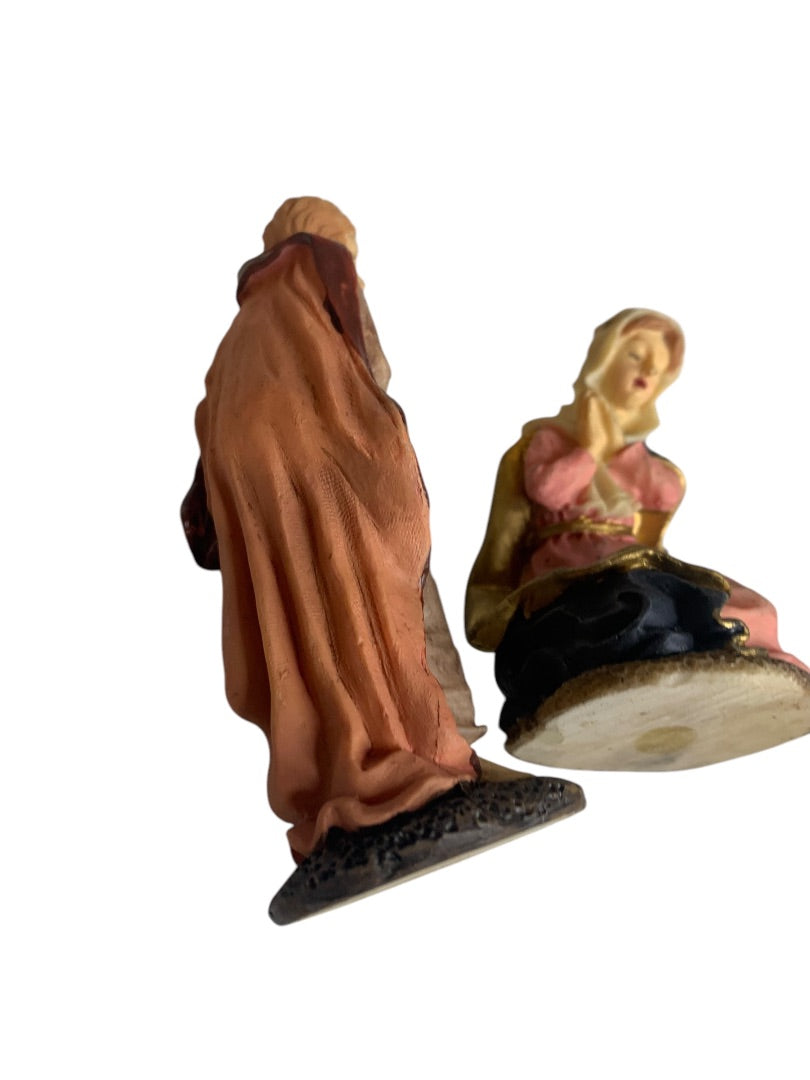 Nativity Resin Figurine Christmas Mary Kneeling Joseph 4 Inch