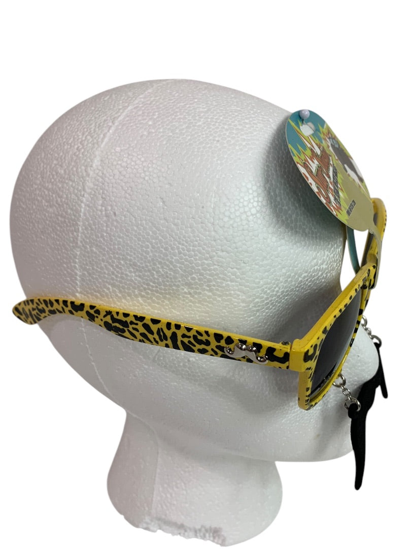 One Size SunStaches Mustache Sunglasses Party Costume New