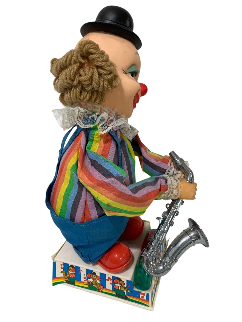 The Saxophonist Mr. Bob Fu Shin Toys Clown Musical Light Up 13 Inch