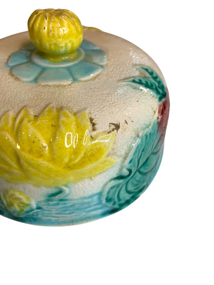 Antique Majolica Cheese Butter Dome Lid Handle Lily Pond 5.5 Inch