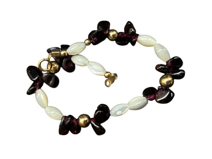 Beaded White Purple Chip Stones Goldtone Bracelet 7.5 Inch