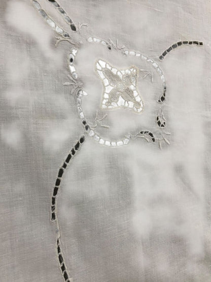Vintage Ivory Linen Tablecloth Lace Edge 33" x 36"