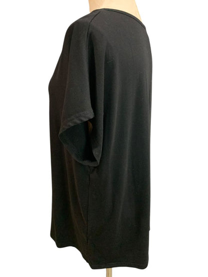 Size 1XL Womens Black V-Neck Short Sleeve Tshirt Loose Fit