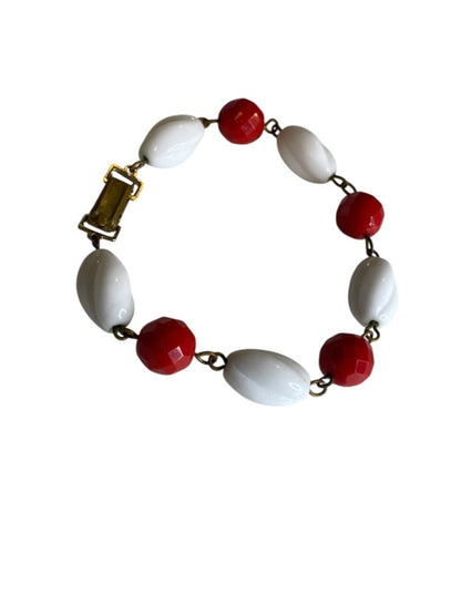 Vintage Red White Acrylic Beaded Bracelet Goldtone Foldover Clasp 7"