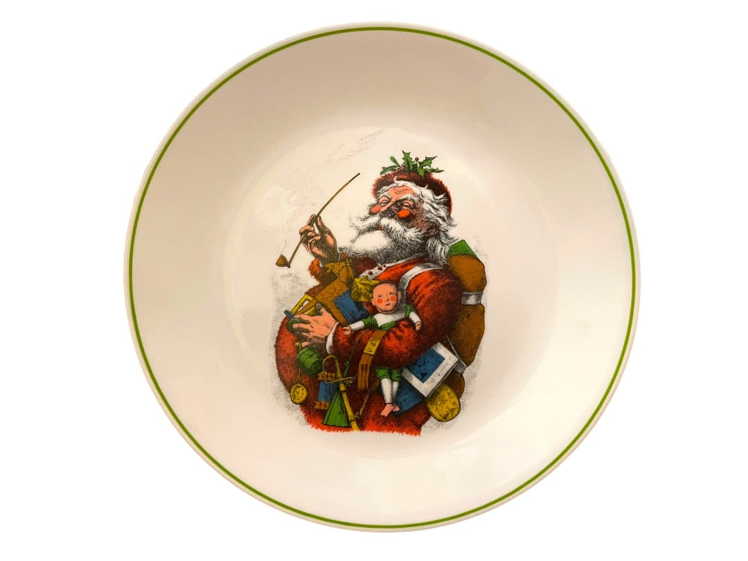 10" Corning Designs Santa with Pipe Plate Green Trim