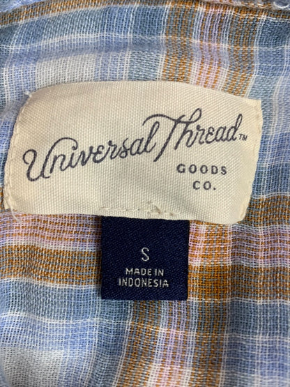 Small Universal Thread Womens Soft Button Up Plaid Shirt