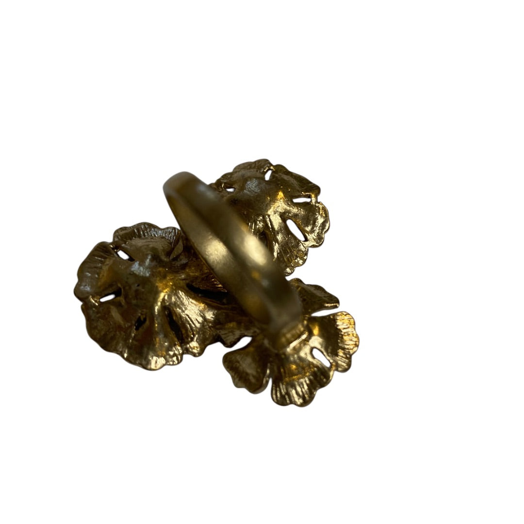 Size 8.5 Goldtone Statement Cluster Floral Ring 35mm