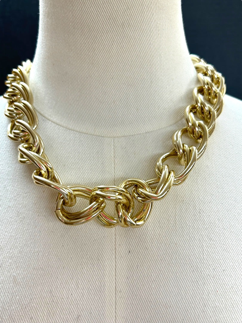 Goldtone Chunky Statement Chain Necklace 18-20 Inches Toggle Clasp