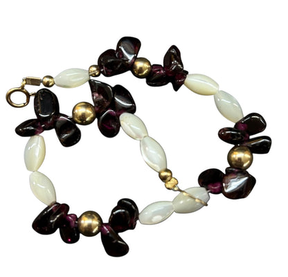 Beaded White Purple Chip Stones Goldtone Bracelet 7.5 Inch