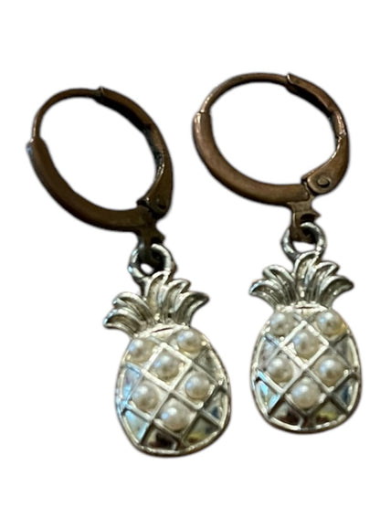Pineapple Silvertone Copper Hook Faux Pearl 1.25" Pierced Earrings