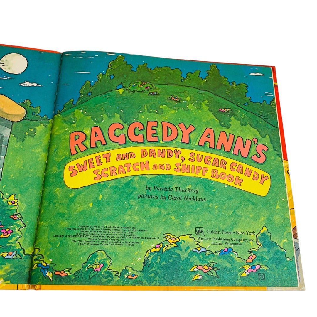 Lot of 4 Raggedy Ann and Andy Books Assorted Hardcover Scratch & Sniff