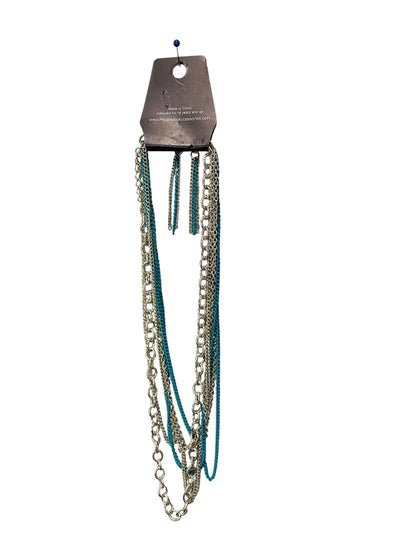Paparazzi New Silvertone Necklace and Earring Set Turquoise Multistrand 40"