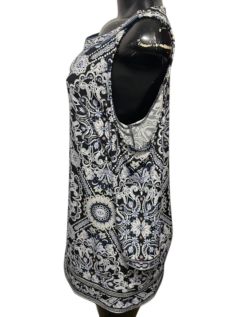 Small White House Black Market Cold Shoulder 3/4 Womens Sleeve Floral Top