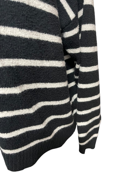 18/20 Lane Bryant Long Sleeve Button Down Striped Cardigan Black & White