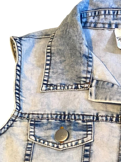 14 Girls Rare Edition Cropped Lightweight Denim Vest Raw Hem Flower Embroidery