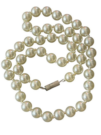 Faux Pearl Hand Knotted Vintage Necklace Barrel Clasp 18.5 Inch