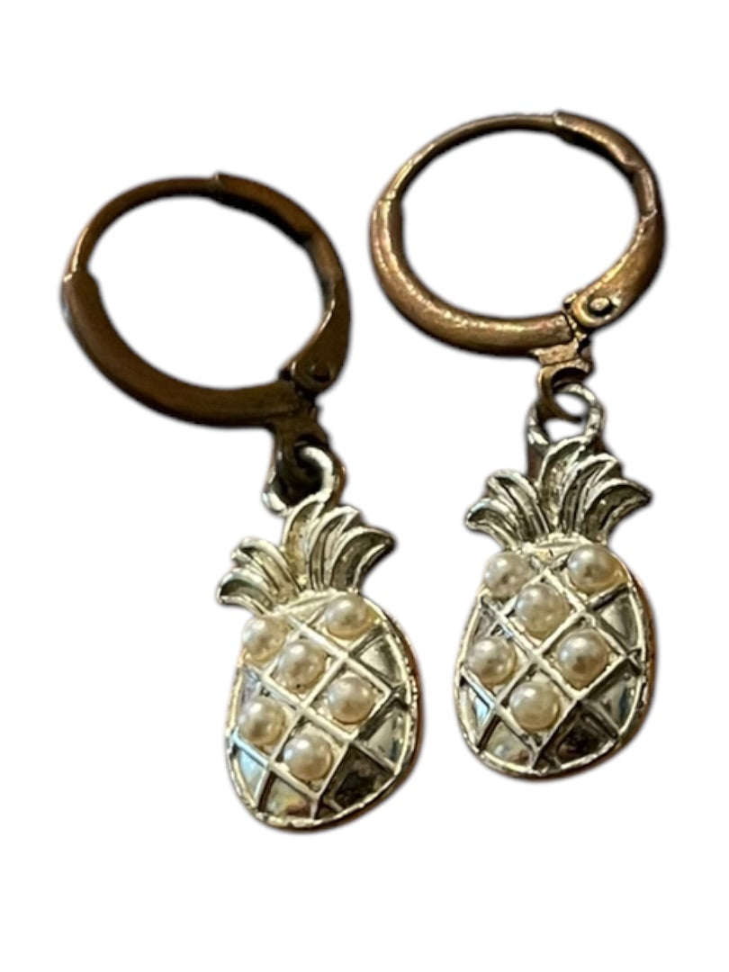 Pineapple Silvertone Copper Hook Faux Pearl 1.25" Pierced Earrings