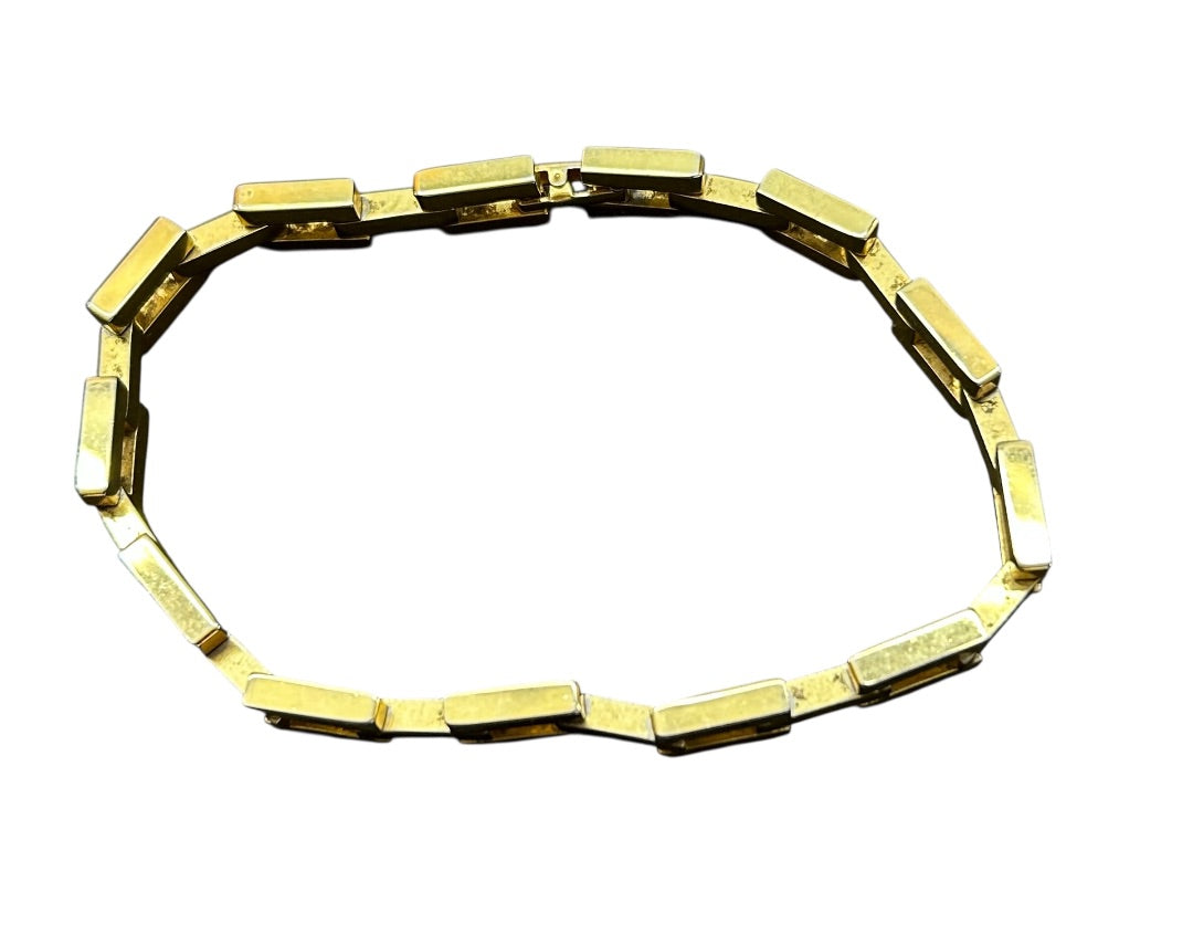 Vintage Goldtone 9 Inch Link Bracelet Foldover Clasp