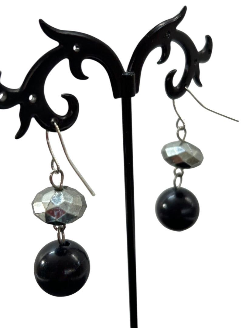 Silvertone Black Fish Hook Earrings 1.6 Inch Drop Pierced