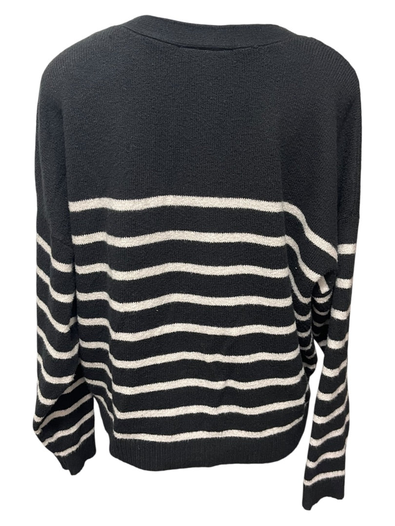 18/20 Lane Bryant Long Sleeve Button Down Striped Cardigan Black & White