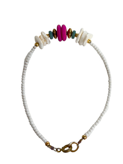 Beaded White 7" Clasp Bracelet Green Pink Goldtone