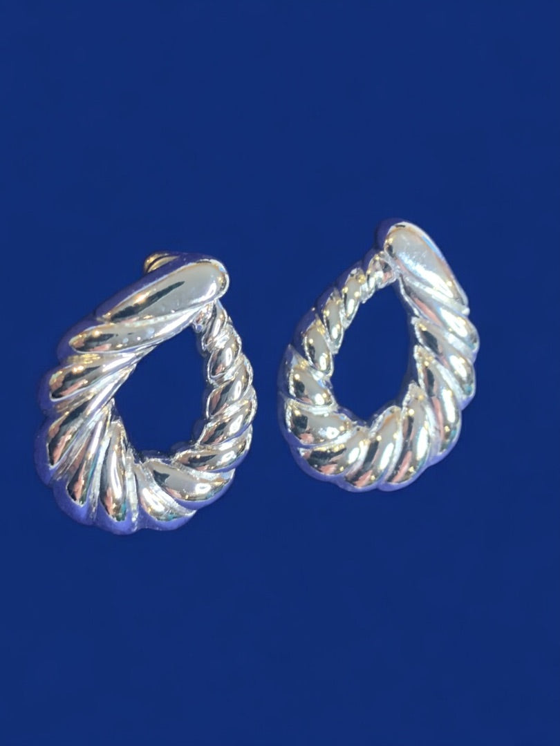 Silvertone Loop Post Pierced Earrings Twist Design 1 Inch Drop