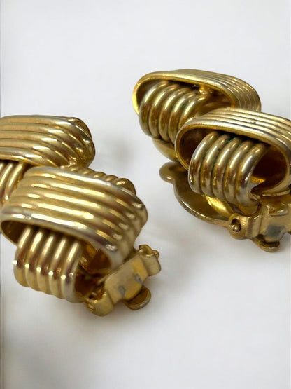 Vintage Clip On Non-Pierced Earrings Goldtone 1.25" Double Knot Design