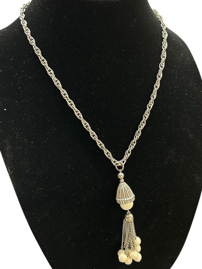 Vintage Silvertone and Cream Bead Necklace 19 Inch Spring Clasp Tassel