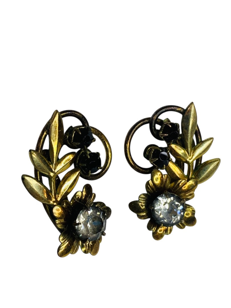 Vintage Screw Back Non-Pierced Earrings Gold Filled Leaf Flower Goldtone .9 Inch