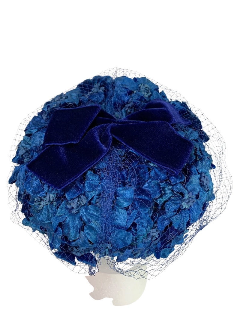 Blue Floral Veil Hat 1950s Net Fascinator Pillbox Style Miss Sally Box John Wanamaker