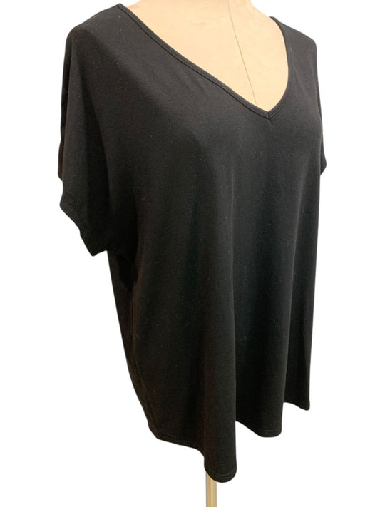 Size 1XL Womens Black V-Neck Short Sleeve Tshirt Loose Fit