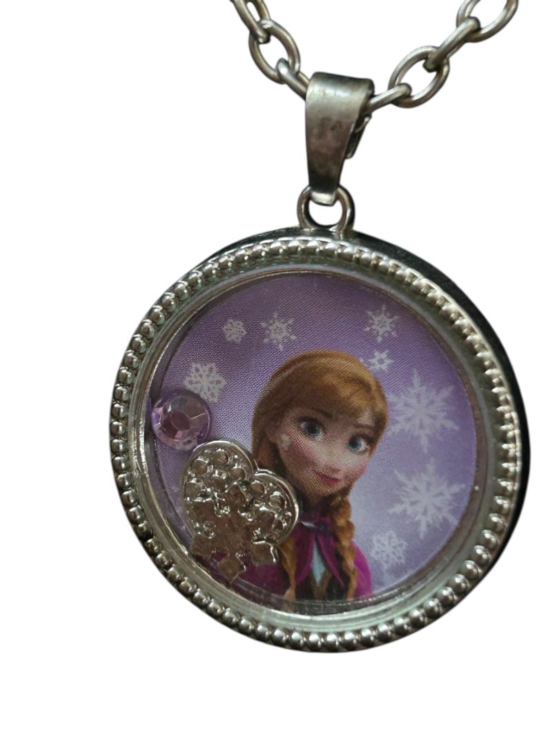 Disney Frozen Anna Pendant Necklace 17" Silvertone Chain 1.5" Diameter