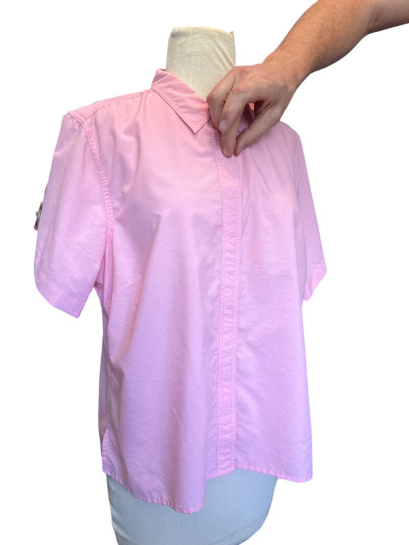 Large ExOfficio Pink Button Down Short Sleeve Shirt Outdoors