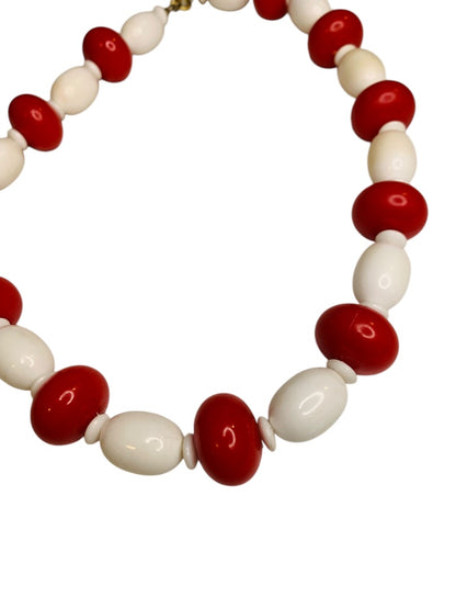 Vintage Chunky Red White Beaded Necklace 18.5 Inch Spring Clasp