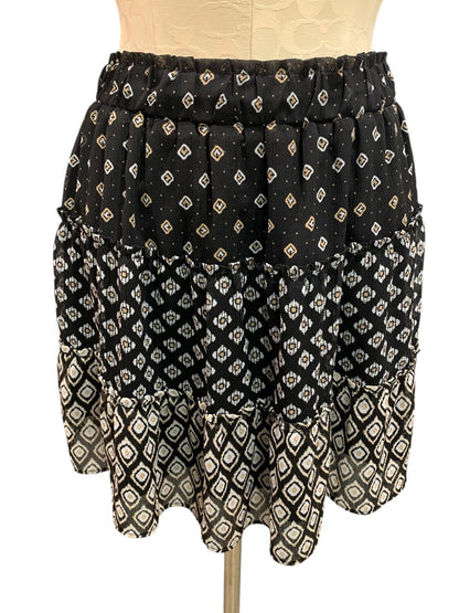 Small Petite Loft Pull on Skirt Black White Tan Pattern Lined