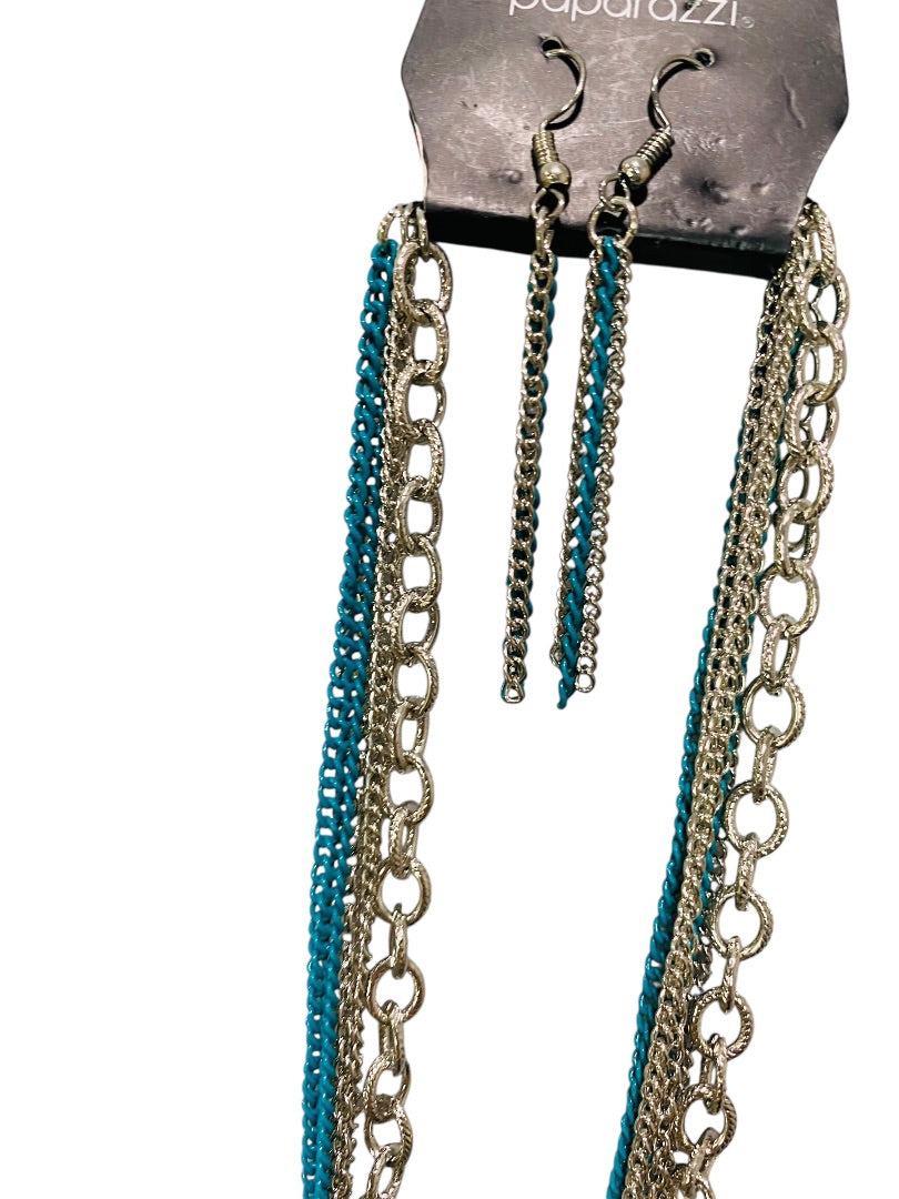 Paparazzi New Silvertone Necklace and Earring Set Turquoise Multistrand 40"