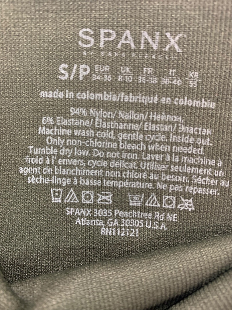 Small (2/4) Spanx Womens New Look at Me Now Leggings Green Camo Crop