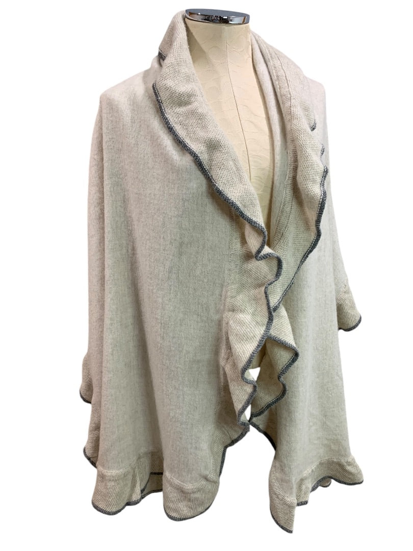 One Size Nordstrom Womens Oatmeal Wrap Shawl Ruffle Edge Gray Contrast