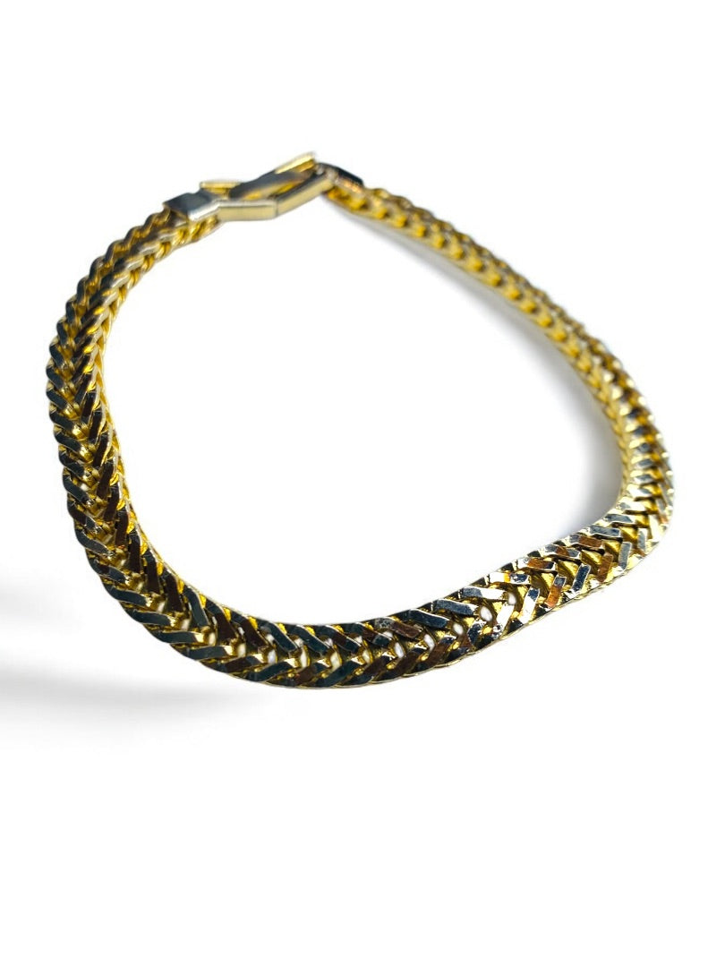 Vintage Goldtone Bracelet Foldover Clasp Lays Flat 7.25 Inch