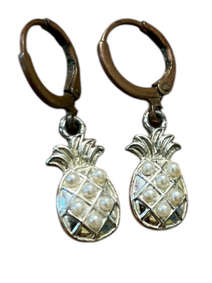 Pineapple Silvertone Copper Hook Faux Pearl 1.25" Pierced Earrings