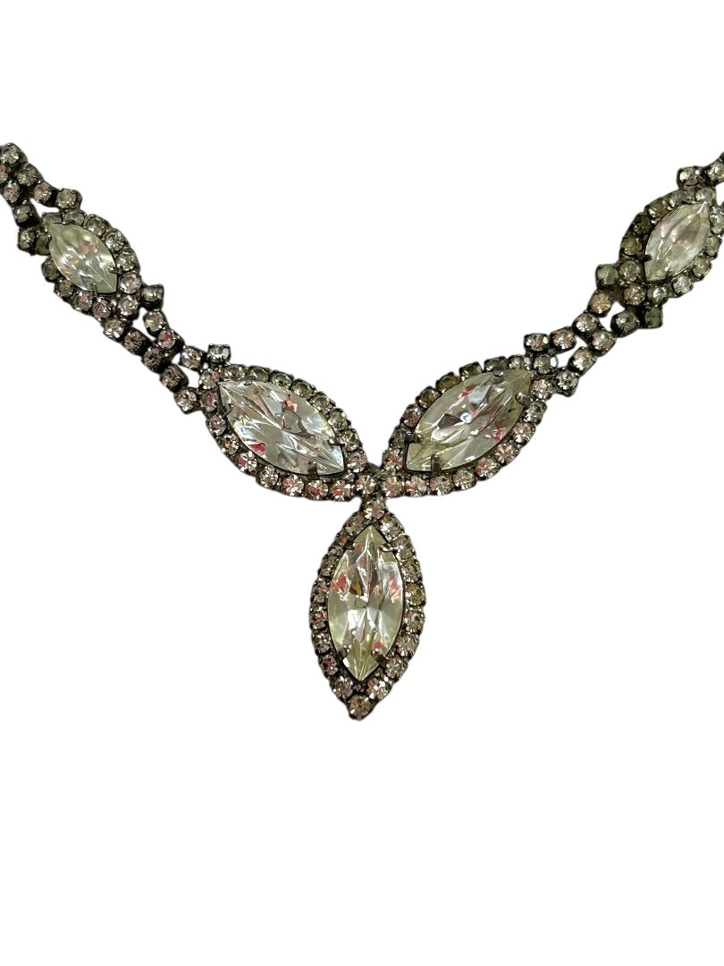 Vintage Rhinestone Necklace Silvertone 16 Inch Foldover Clasp 1.5" Drop