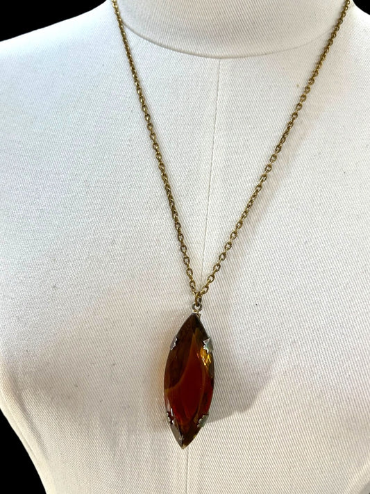 Vintage Goldtone Chain Pendant Necklace Acrylic Amber 23 Inch