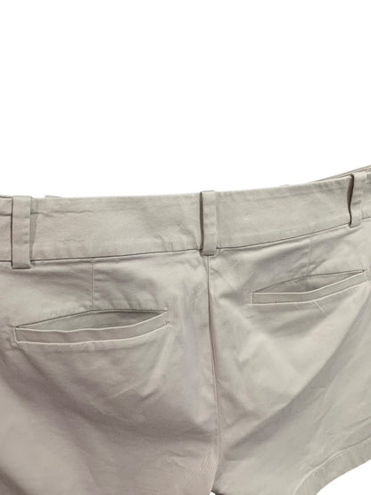 Size 8 Ann Taylor Womens City Short Chino Style Tan 4.5" Inseam