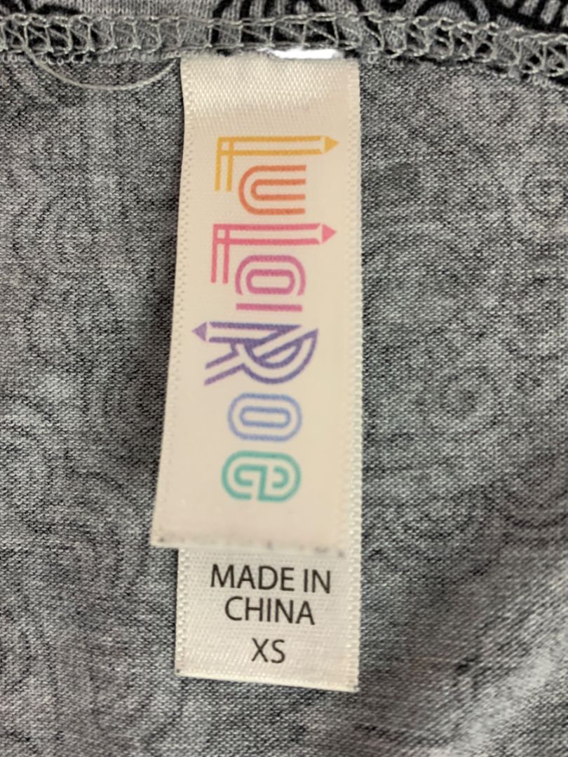 Size XS LulaRoe Womens Paisley Gray Tshirt Scoop Neck Hi Lo