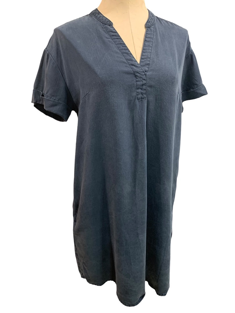 XS Hilary Radley Soft Denim Look Short Sleeve Shift Dress Split Neck