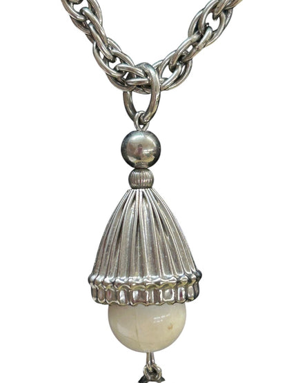 Vintage Silvertone and Cream Bead Necklace 19 Inch Spring Clasp Tassel