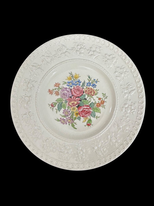 1940s Wellesley Wedgwood Ullswater China 9.5" Luncheon Plate